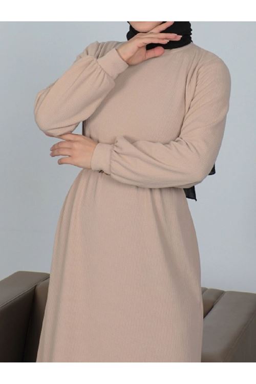 DİK YAKA FİTİLLİ ZİNCİR KUŞAKLI ELBİSE