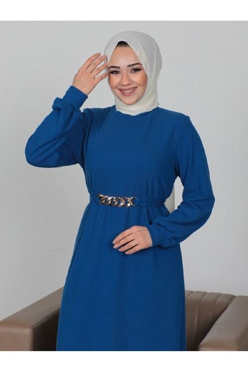 DİK YAKA FİTİLLİ ZİNCİR KUŞAKLI ELBİSE 