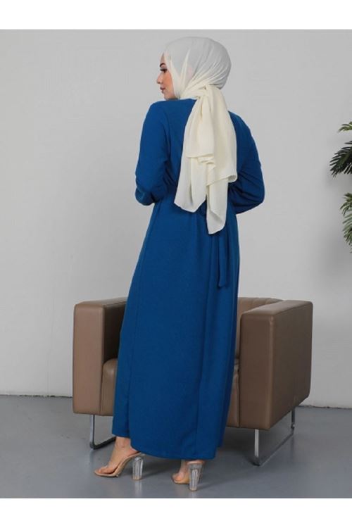 DİK YAKA FİTİLLİ ZİNCİR KUŞAKLI ELBİSE 